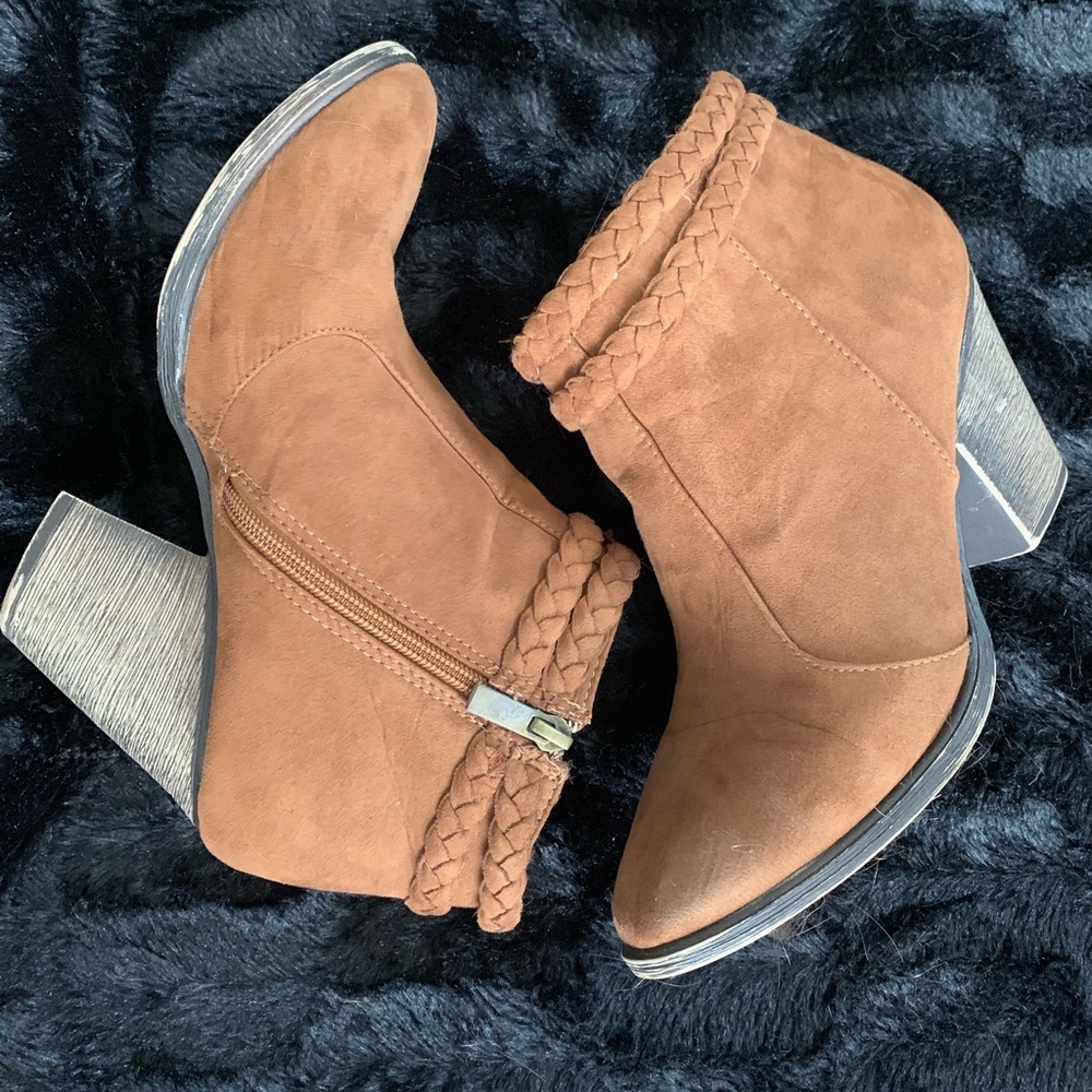 Brown swade heel booties